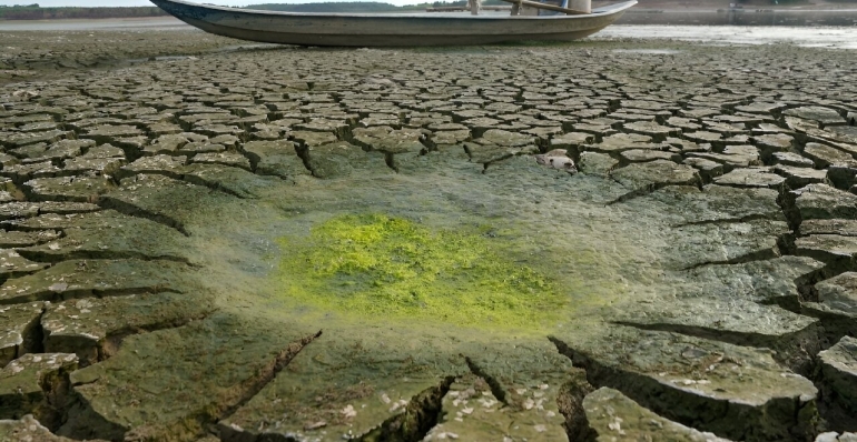 Vietnam temperature records tumble as heat wave scorches