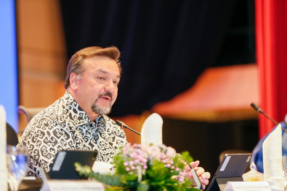 Federal govt to develop blue carbon credit platform, partner with Sabah on marine and coastal conservation